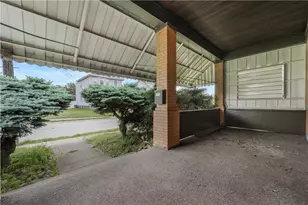 128 Kenmore St, Green Tree, PA 15106 - Photo 5