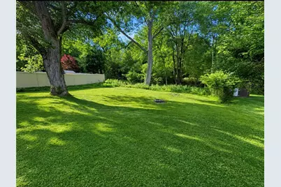 807 E Fairmont Avenue, New Castle, PA 16105 - Photo 21