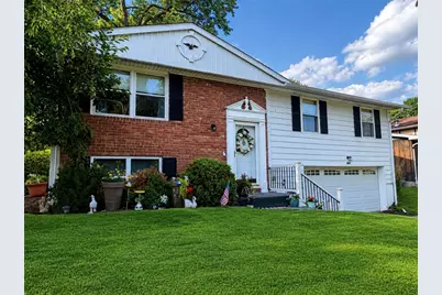 807 E Fairmont Avenue, New Castle, PA 16105 - Photo 1