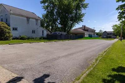 309/313 N Broad St, Grove City Boro, PA 16127 - Photo 11