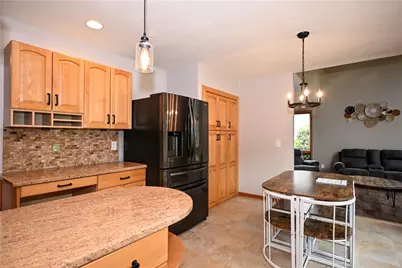 2381 Mount Vernon Ave, Murrysville, PA 15632 - Photo 9