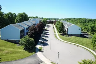 957 Montclair Dr, Moon/Crescent Twp, PA 15108 - Photo 27