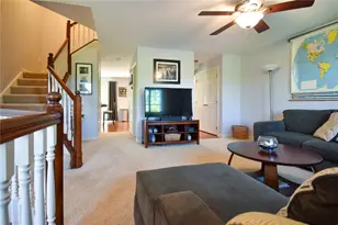 957 Montclair Dr, Moon/Crescent Twp, PA 15108 - Photo 11