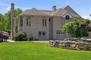 2500 Country Club Dr, Robinson Twp, PA 15205 - Photo 49