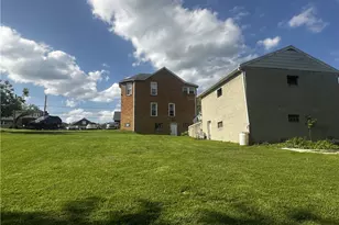 139 Wampum Ave, Ellwood City, PA 16117 - Photo 19
