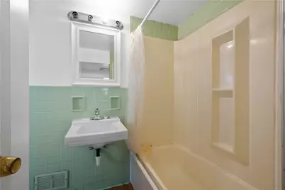 912 Hillsboro St, Pittsburgh, PA 15204 - Photo 11