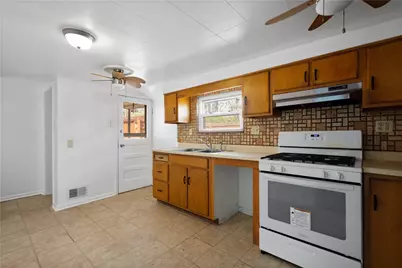 912 Hillsboro St, Pittsburgh, PA 15204 - Photo 5
