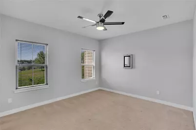 6004 Augusta Ln, Jeannette, PA 15644 - Photo 25