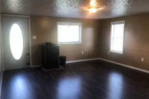 40 Salem Ave, New Salem, PA 15468 - Photo 17