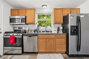 11 E Willock Rd, Pittsburgh, PA 15227 - Photo 15