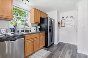 11 E Willock Rd, Pittsburgh, PA 15227 - Photo 17