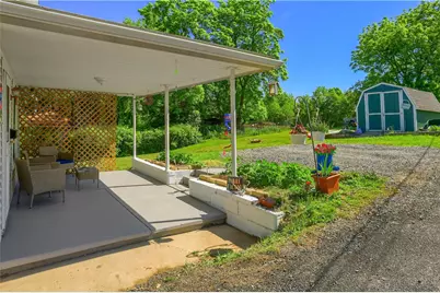 1133 Rosannah St, Ellwood City, PA 16117 - Photo 3