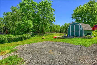 1133 Rosannah St, Ellwood City, PA 16117 - Photo 5
