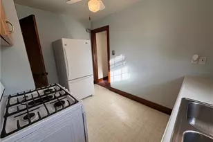6916 Monroe Ave, West Mifflin, PA 15122 - Photo 11