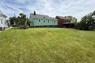 6916 Monroe Ave, West Mifflin, PA 15122 - Photo 21