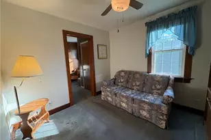 6916 Monroe Ave, West Mifflin, PA 15122 - Photo 7
