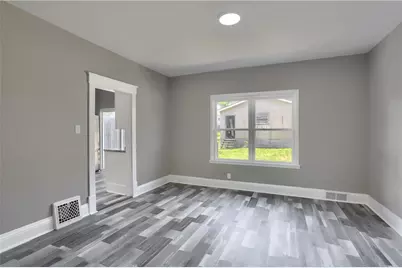 513 Franklin Ave, Ellwood City, PA 16117 - Photo 13