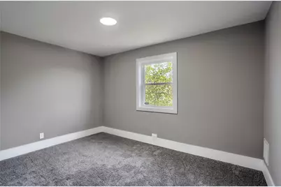 513 Franklin Ave, Ellwood City, PA 16117 - Photo 25