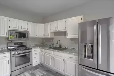 513 Franklin Ave, Ellwood City, PA 16117 - Photo 17