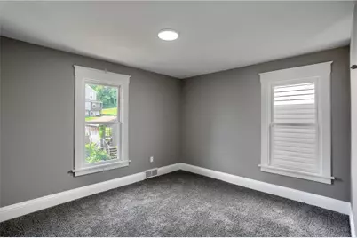 513 Franklin Ave, Ellwood City, PA 16117 - Photo 31
