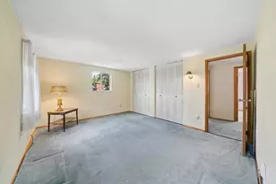 5696 Glen Hill Dr, Bethel Park, PA 15102 - Photo 15