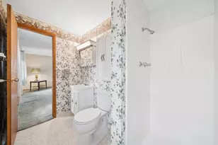 5696 Glen Hill Dr, Bethel Park, PA 15102 - Photo 15