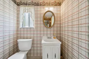 5696 Glen Hill Dr, Bethel Park, PA 15102 - Photo 13