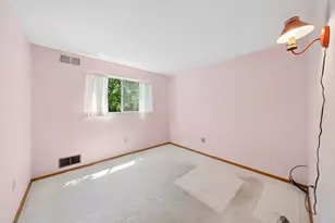 5696 Glen Hill Dr, Bethel Park, PA 15102 - Photo 21
