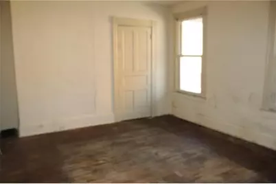 580 Thompson Ave, Donora, PA 15033 - Photo 7