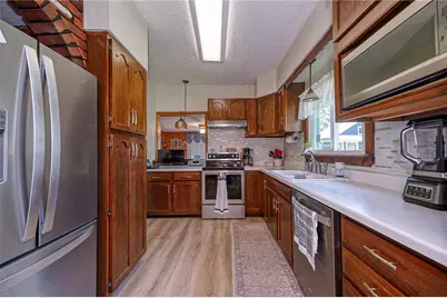 326 Virginia Ave, Franklin Township, PA 16117 - Photo 9
