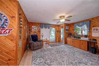 326 Virginia Ave, Franklin Township, PA 16117 - Photo 15