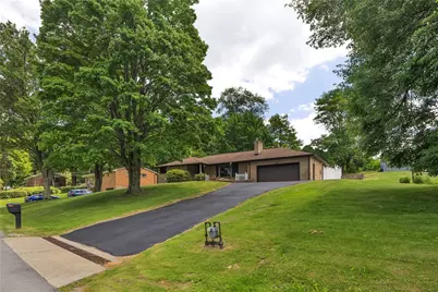 104 Pine Drive, Center Township, PA 16001 - Photo 3