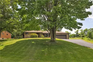 104 Pine Dr, Center Township, PA 16001 - Photo 1