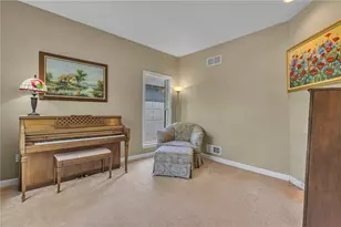 117 Highlandwood Dr, Brighton Township, PA 15009 - Photo 5