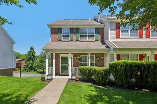 218 Castle Creek Dr, Seven Fields Boro, PA 16046 - Photo 1