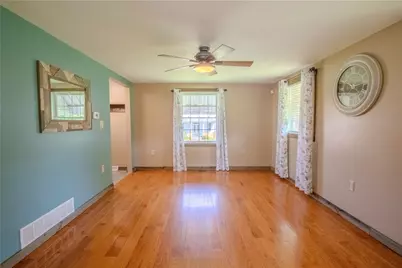 42 N Main St, Fairchance, PA 15436 - Photo 5