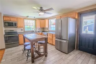42 N Main St, Fairchance, PA 15436 - Photo 9