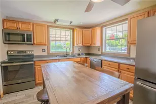 42 N Main St, Fairchance, PA 15436 - Photo 7