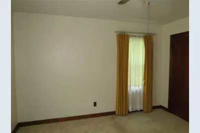 225 N Main St, Houston, PA 15342 - Photo 19