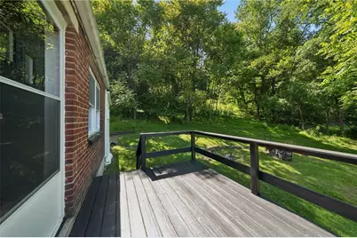 924 Darlington Ave, Jeannette, PA 15644 - Photo 27