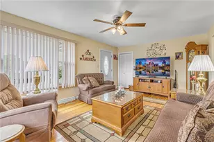 746 McLean St, Rochester, PA 15074 - Photo 7