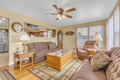 746 McLean St, Rochester, PA 15074 - Photo 5