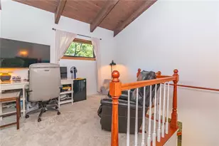 468 Cherokee Dr, Center Township, PA 16001 - Photo 21