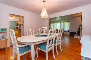 468 Cherokee Dr, Center Township, PA 16001 - Photo 15