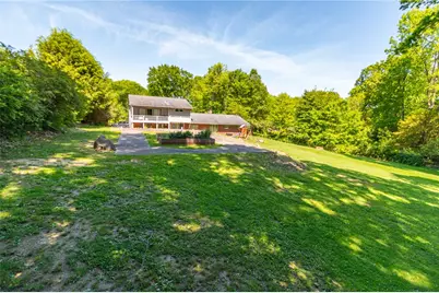468 Cherokee Dr, Center Township, PA 16001 - Photo 37