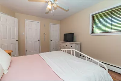 468 Cherokee Dr, Center Township, PA 16001 - Photo 17