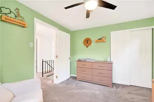 211 Elrose Dr, Ross Twp, PA 15237 - Photo 29