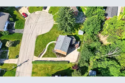 211 Elrose Dr, Ross Twp, PA 15237 - Photo 49