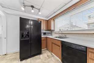 306 1/2 Oakland Ave, Charleroi Boro, PA 15022 - Photo 7