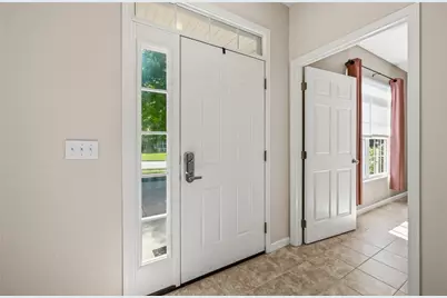 246 Stonegate Blvd, Hermitage, PA 16148 - Photo 3